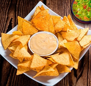 Nacho Cheese Dip with ERU Spreadable Gouda with Red Pepper