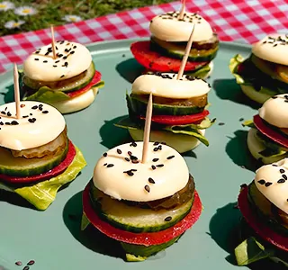 Mini kaasburgers met ERU Kids Snack